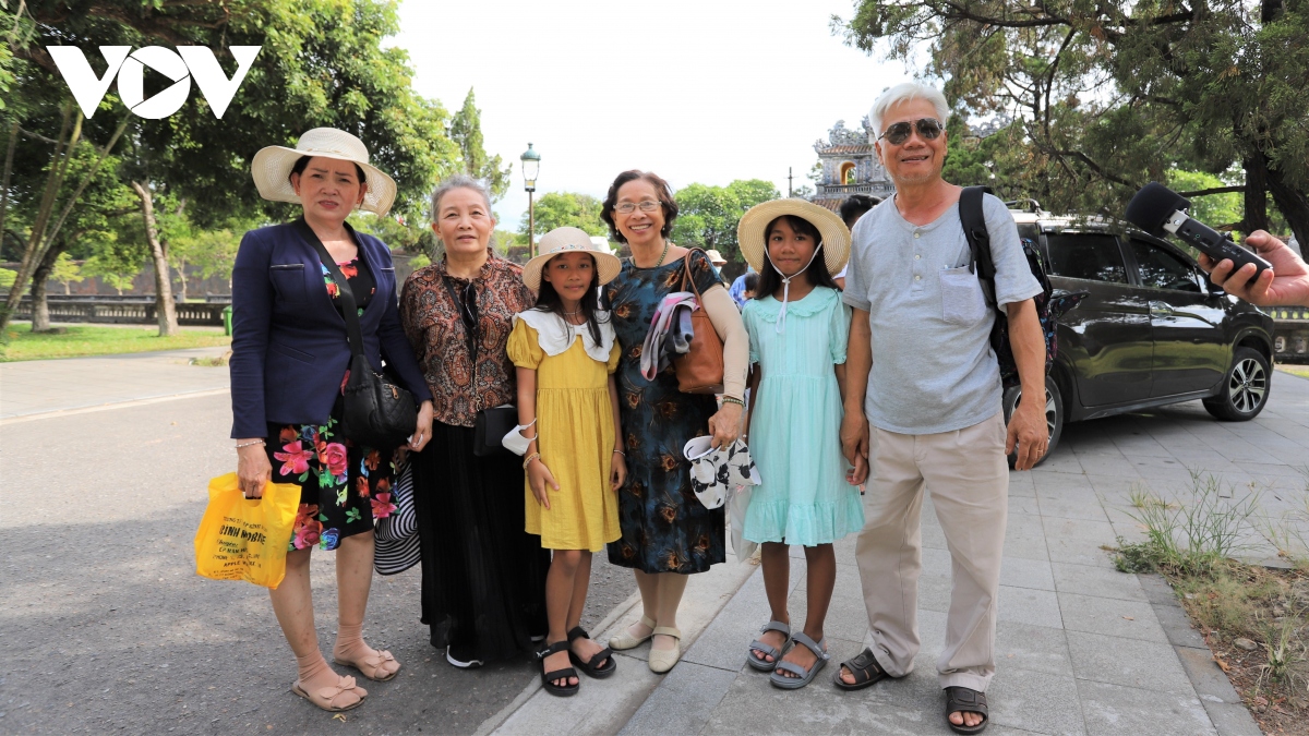 Nhiều gia đình chọn Huế là điểm đến trong ngày Gia đình Việt Nam